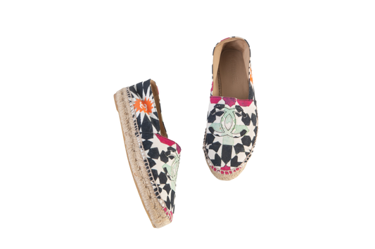 DESAPEGO THASSIA NAVES CHANEL ESPADRILLE COLORS