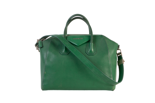 DESAPEGO LUIZA SOBRAL GIVENCHY ANTIGONA GREEN