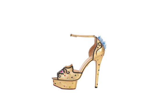 DESAPEGO THASSIA NAVES CHARLOTTE OLYMPIA SALTO GOLD DRAGON