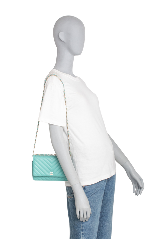 CHANEL WOC CHEVRON LAMBSKIN TURQUOISE