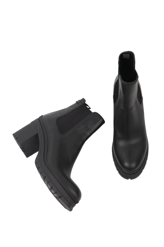 PRADA BOOTS CANO CURTO LEATHER BLACK