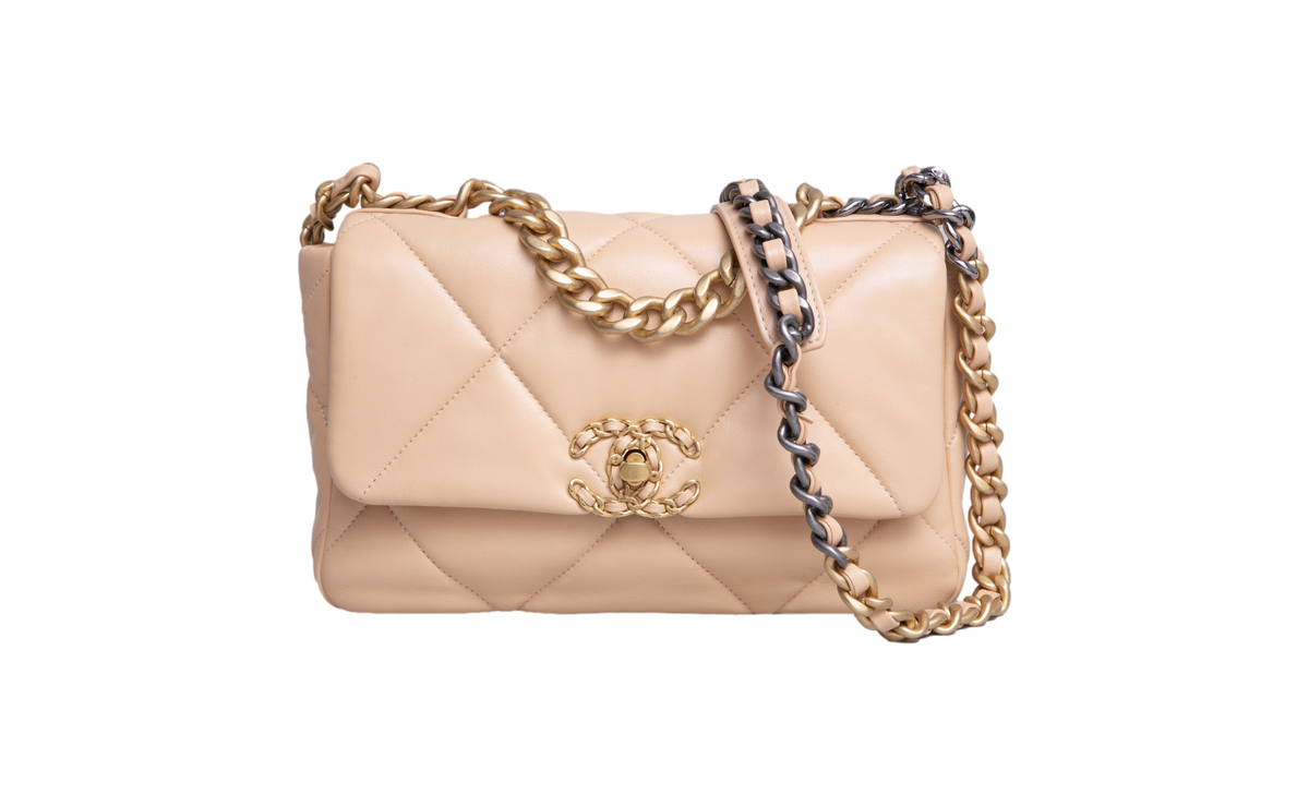 CHANEL 19 SMALL FLAP BAG LAMBSKIN CREAM 2025
