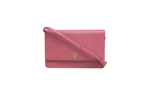 PRADA WOC FLAP ON STRAP SAFFIANO PINK