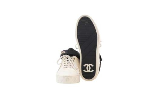 CHANEL SNEAKER OFFWHITE & BLACK - 37 BR