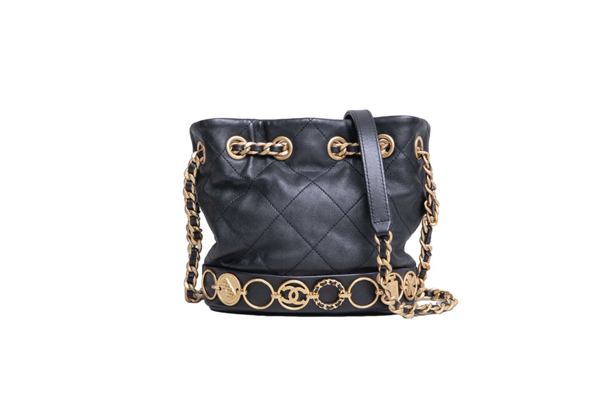 CHANEL BUCKET MATELASSE CHARM BLACK HDW GOLD