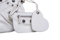 DESAPEGO JULIA FARIA BALENCIAGA LE CAGOLE WHITE