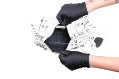 DESAPEGO JULIA FARIA BALENCIAGA LE CAGOLE WHITE