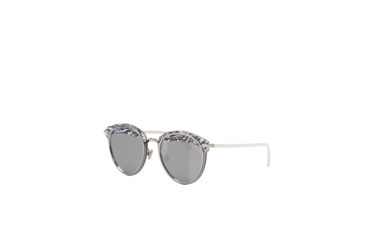 DESAPEGO THASSIA NAVES CHRISTIAN OCULOS DIOR OFFSET1 ESPELHADO SILVER