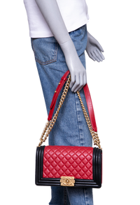 CHANEL BOY MEDIUM LAMSBKIN RED/BLACK HDW GOLD