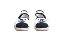 CHANEL INTERLOCKING CROCHET B&W ESPADRILLE - 36 BR