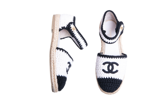 CHANEL INTERLOCKING CROCHET B&W ESPADRILLE - 36 BR