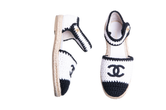 CHANEL INTERLOCKING CROCHET B&W ESPADRILLE - 36 BR