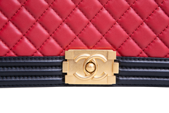 CHANEL BOY MEDIUM LAMSBKIN RED/BLACK HDW GOLD