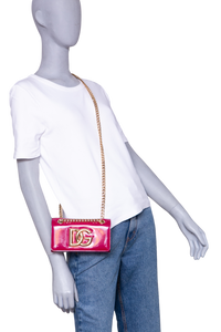 D&G 3.5 PHONE BAG PATENT PINK