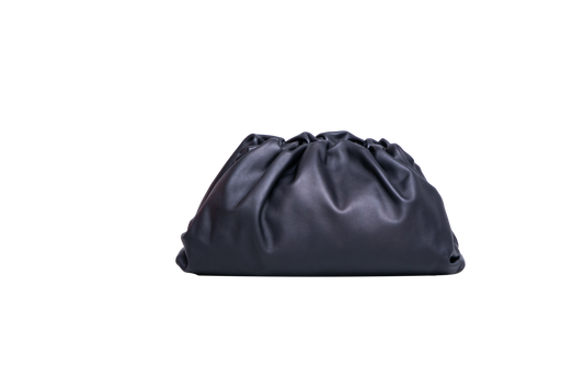 BOTTEGA THE POUCH LEATHER BLACK