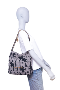 DESAPEGO DANI CARDOSO CHANEL 22 HOBO LOGO MEDIUM QUILTE BLACK