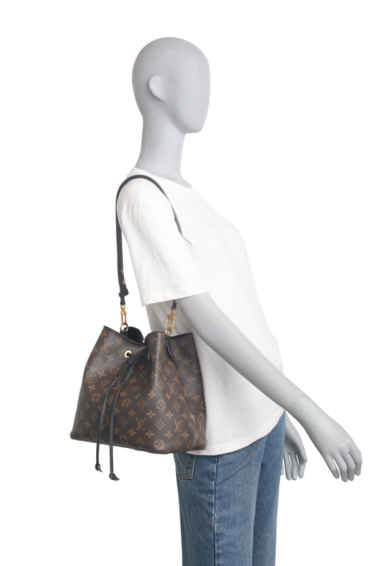 LV NEONOE MONOGRAM BLACK