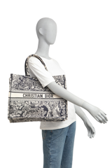 DIOR BOOK TOTE TOILE DE JOUY