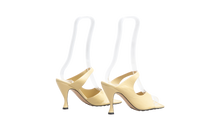 DESAPEGO THASSIA NAVES BOTTEGA SANDAL LAGUNA LEATHER SQUARE BEIGE - 37 BR