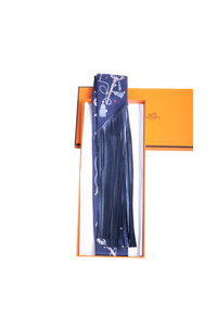 HERMÈS SILK METALLIC AGNEAU LES CLES A POIS FRINGED TWILLY BLEU MARINE/GRIS/ARGENT