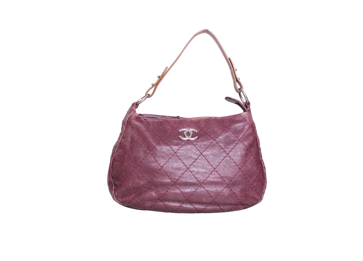 CHANEL ON THE ROAD HOBO CAVIAR BURGUNDY