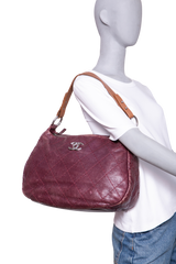 CHANEL ON THE ROAD HOBO CAVIAR BURGUNDY