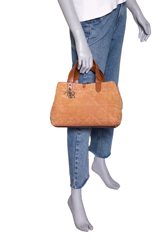 DIOR TOUJOURS MEDIUM MACROCANNAGE SUEDE GOATSKIN GOLDEN