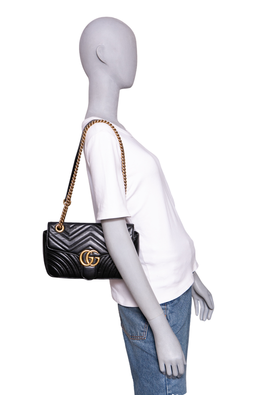 GUCCI GG MARMONT SMALL MATELASSÊ BLACK