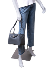 HERMÈS LINDY 26 VEIL AMANDO SWIFT ARTIC GRAY