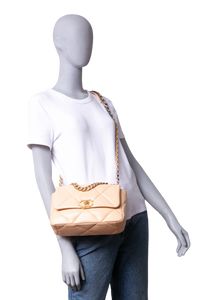 CHANEL 19 SMALL FLAP BAG LAMBSKIN CREAM 2025