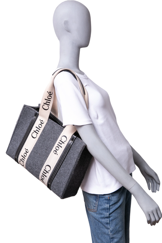 CHLOÉ WOODY MEDIUM GRAY