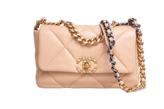 CHANEL 19 SMALL FLAP BAG LAMBSKIN CREAM 2025