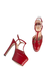 DESAPEGO THASSIA NAVES GUCCI PLATAFORMA ROUGE