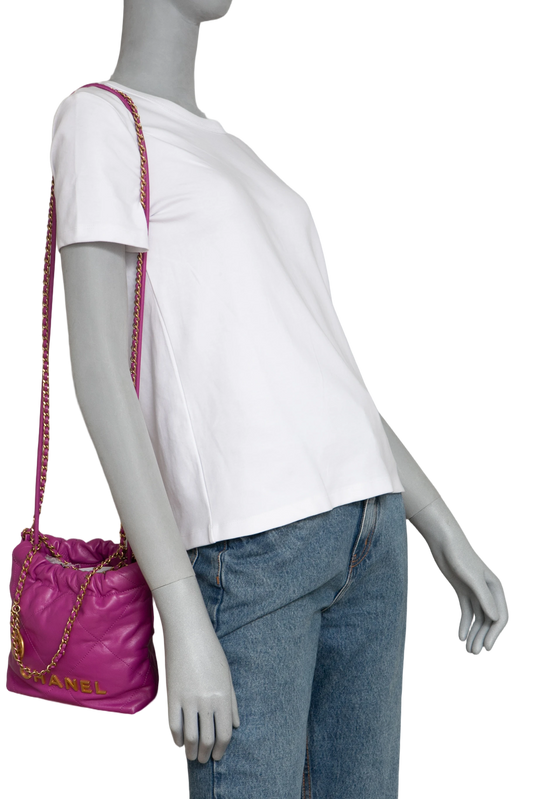 CHANEL 22 MINI MAGENTA HOBO