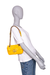 GUCCI GG MARMONT SMALL MATELASSÊ MUSTARD YELLOW