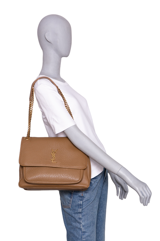 YSL NIKI LARGE GRAIN DE POUDRE DARK CORK