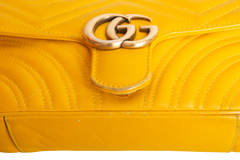 GUCCI GG MARMONT SMALL MATELASSÊ MUSTARD YELLOW