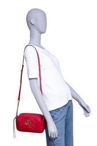 GUCCI GG MARMONT CAMERA BAG SMALL RED