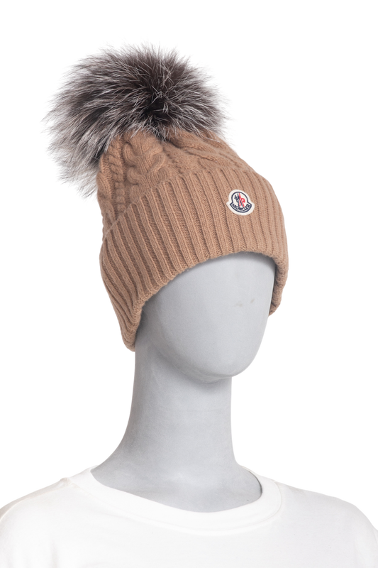 MONCLER BEANIE POM-PON DETAILES BEIGE