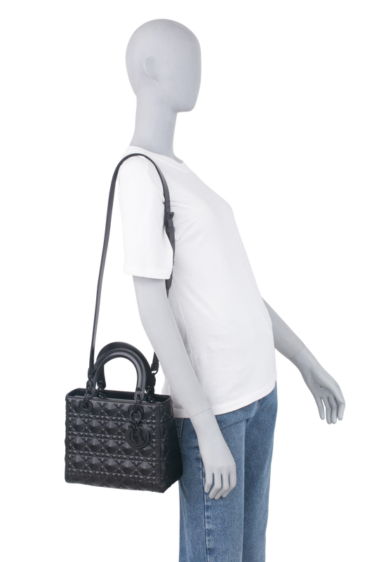 DIOR LADY MEDIUM DIAMOND CANNAGE ALL BLACK