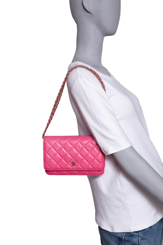 CHANEL WOC CC CAVIAR QUILTED HOT PINK GOLD HDWR