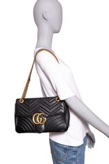 GUCCI GG MARMONT MEDIUM MATELASSÊ BLACK
