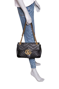 GUCCI GG MARMONT MEDIUM MATELASSÊ BLACK