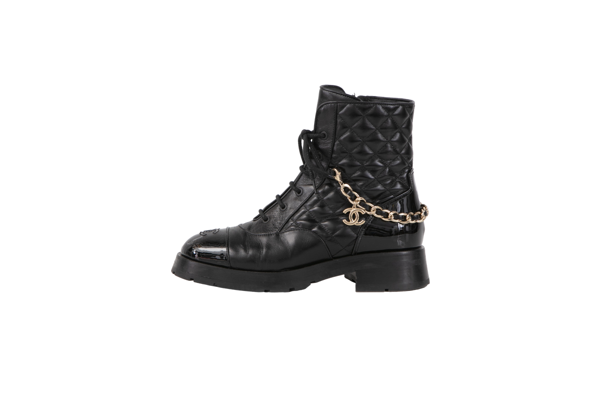 CHANEL ANKLE BOOTS LACE UP CHAIN BLACK