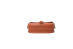 DESAPEGO JUJU NORREMOSE DIOR BOBBY MEDIUM CALFSKIN BOX CAMEL