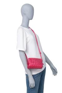 BOTTEGA MINI LOOP METTALIC CRINKLED PINK