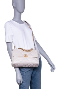 CHANEL 19 LARGE FLAP LAMBSKIN IVOIRE