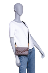 LV POCHETTE FÉLICIE DAMIER ÉBÈNE