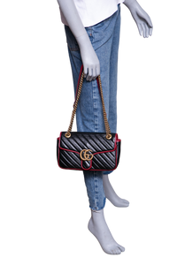 GUCCI GG MARMONT SMALL BLACK AND RED