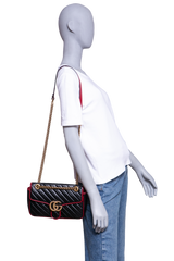 GUCCI GG MARMONT SMALL BLACK AND RED